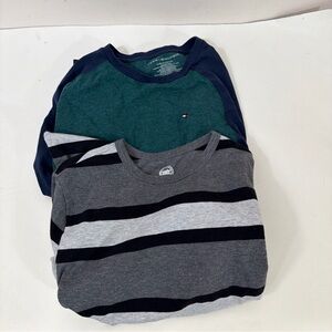 Boys long sleeve shirts size 16/18 bundle of 2